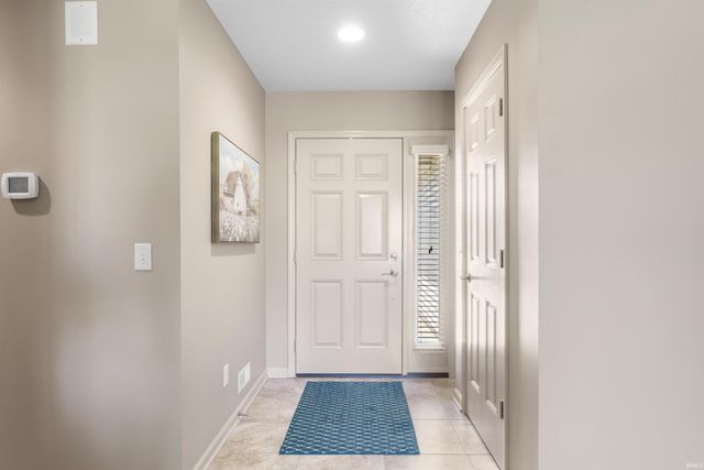 8735 Kilikenny Cove, Fort Wayne, IN 46835