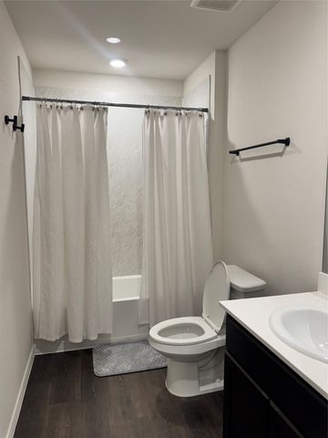 2939 Lawson Drive, Royse City, TX 75189