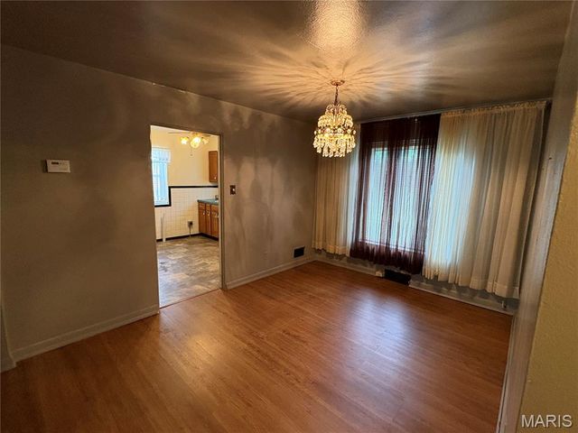 7844 Drexel Drive, University City, MO 63130