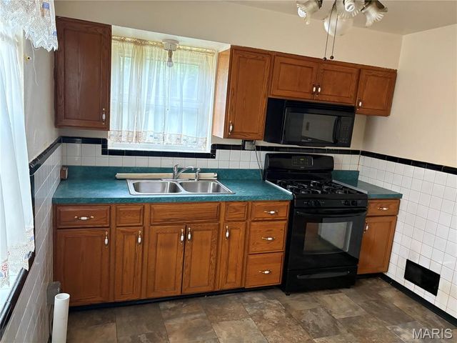 7844 Drexel Drive, University City, MO 63130