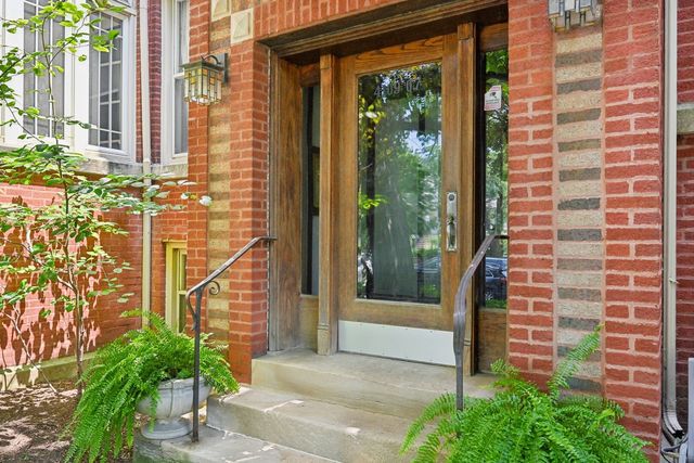 4107 N Greenview Avenue 2S, Chicago, IL 60613