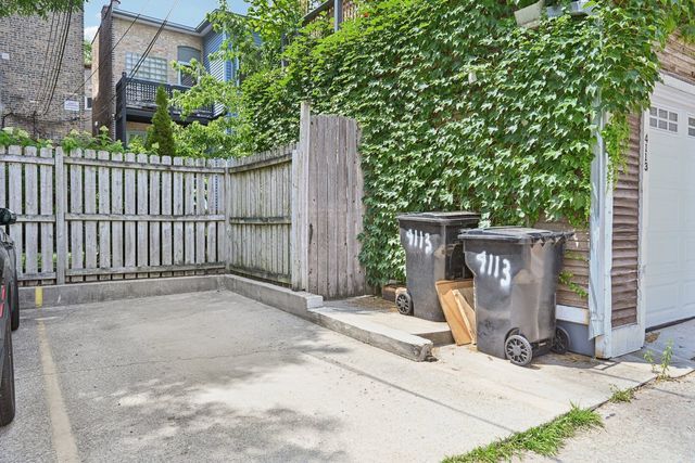 4107 N Greenview Avenue 2S, Chicago, IL 60613