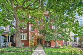 4107 N Greenview Avenue 2S, Chicago, IL 60613