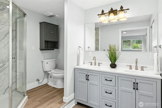 1979 Meridian Street, Oak Harbor, WA 98277