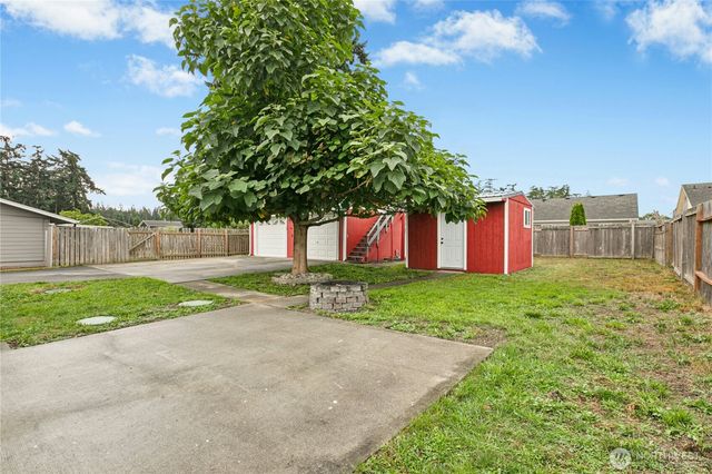 1979 Meridian Street, Oak Harbor, WA 98277