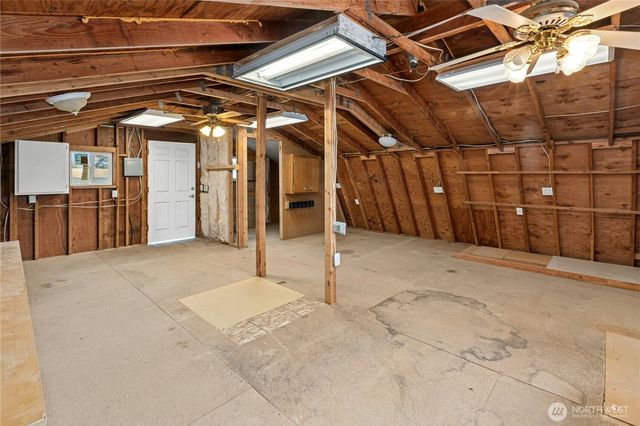 1979 Meridian Street, Oak Harbor, WA 98277