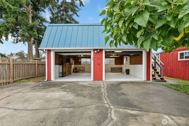 1979 Meridian Street, Oak Harbor, WA 98277