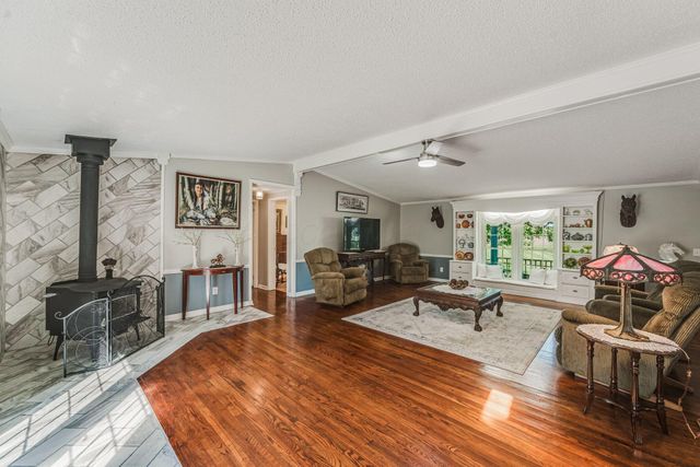 6967 Hollow Road SW, Pataskala, OH 43062