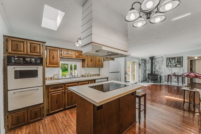 6967 Hollow Road SW, Pataskala, OH 43062