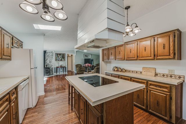 6967 Hollow Road SW, Pataskala, OH 43062