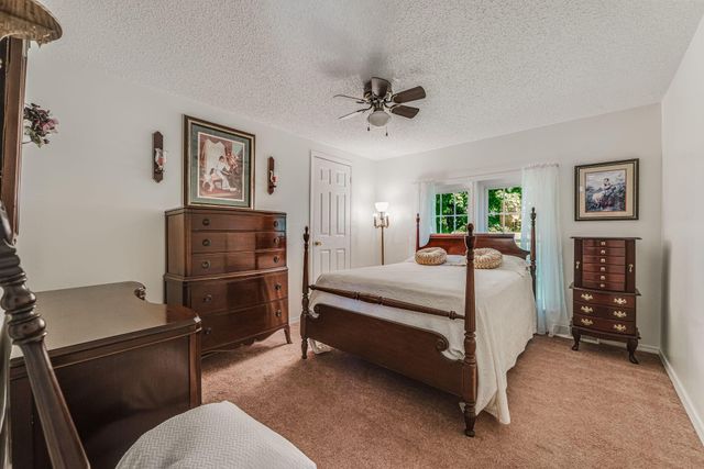 6967 Hollow Road SW, Pataskala, OH 43062