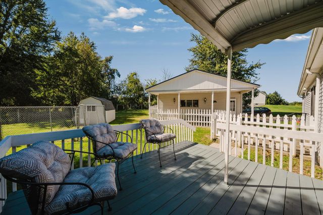 6967 Hollow Road SW, Pataskala, OH 43062