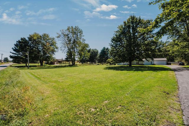 6967 Hollow Road SW, Pataskala, OH 43062