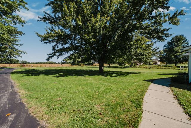 6967 Hollow Road SW, Pataskala, OH 43062
