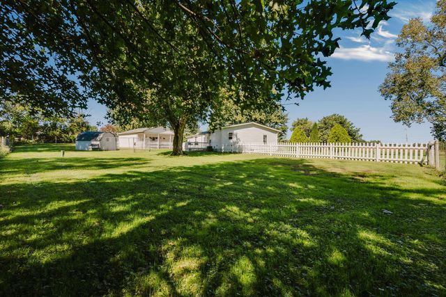 6967 Hollow Road SW, Pataskala, OH 43062