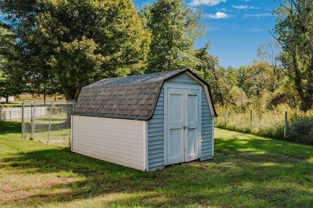 6967 Hollow Road SW, Pataskala, OH 43062