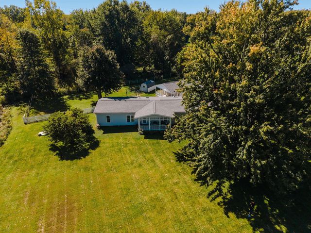 6967 Hollow Road SW, Pataskala, OH 43062
