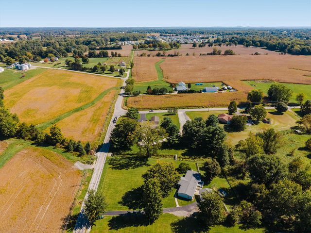 6967 Hollow Road SW, Pataskala, OH 43062