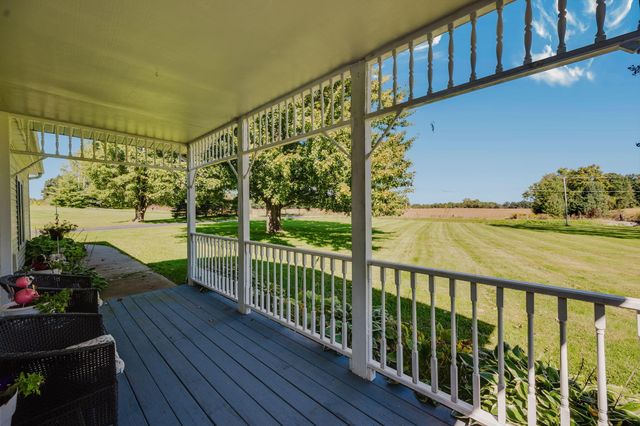 6967 Hollow Road SW, Pataskala, OH 43062
