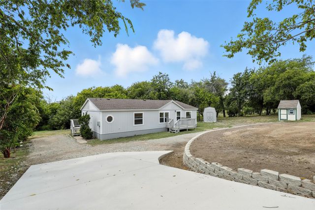 319 Denton Heights Lane, Weatherford, TX 76085