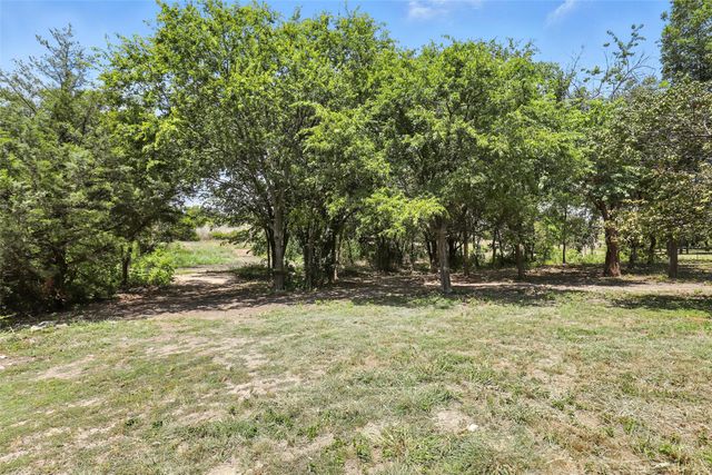 319 Denton Heights Lane, Weatherford, TX 76085