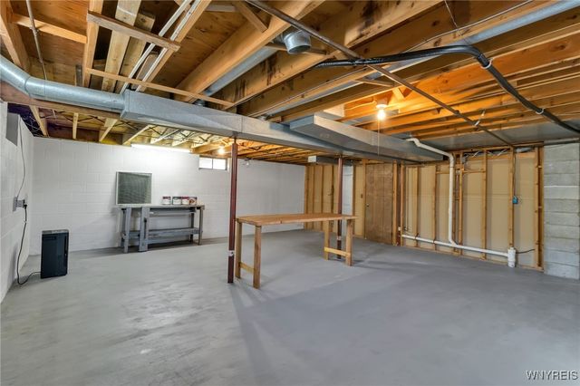 8499 Stringham Drive, Batavia, NY 14020