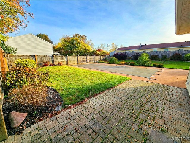 8499 Stringham Drive, Batavia, NY 14020