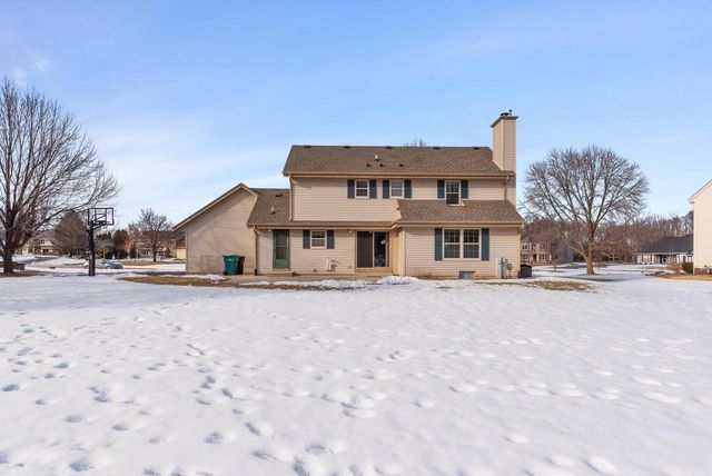 N53W15161 Glenmeadow COURT, Menomonee Falls, WI 53051