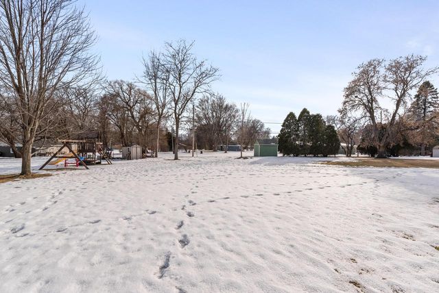 N53W15161 Glenmeadow COURT, Menomonee Falls, WI 53051