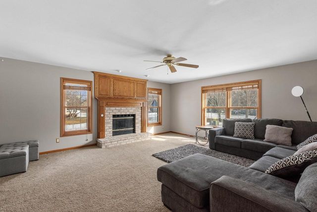 N53W15161 Glenmeadow COURT, Menomonee Falls, WI 53051