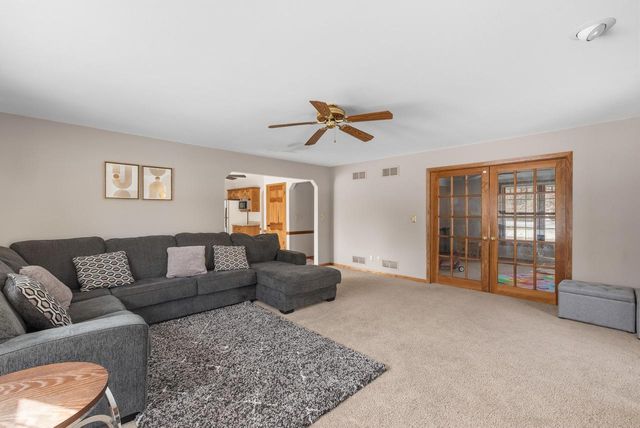 N53W15161 Glenmeadow COURT, Menomonee Falls, WI 53051