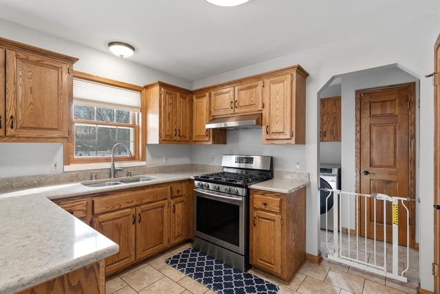 N53W15161 Glenmeadow COURT, Menomonee Falls, WI 53051