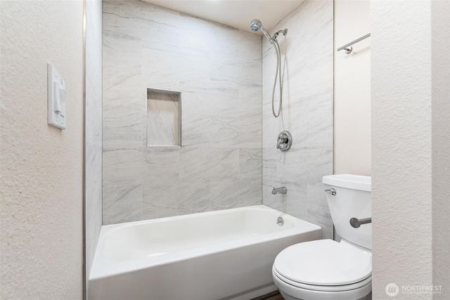 4203 SW 328th Street, Federal Way, WA 98023