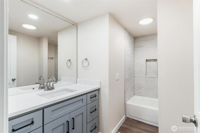 4203 SW 328th Street, Federal Way, WA 98023