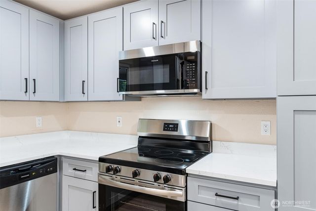 4203 SW 328th Street, Federal Way, WA 98023