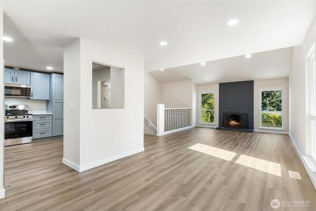 4203 SW 328th Street, Federal Way, WA 98023