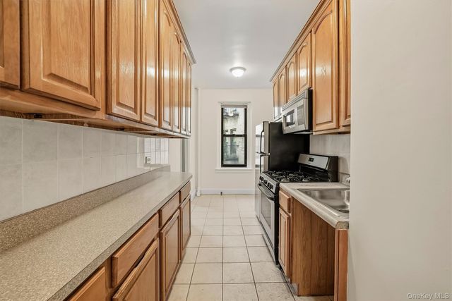 43 Calton Road 3D, New Rochelle, NY 10804