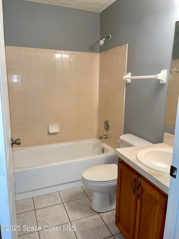 2425 Cogan Drive 23, Palm Bay, FL 32909