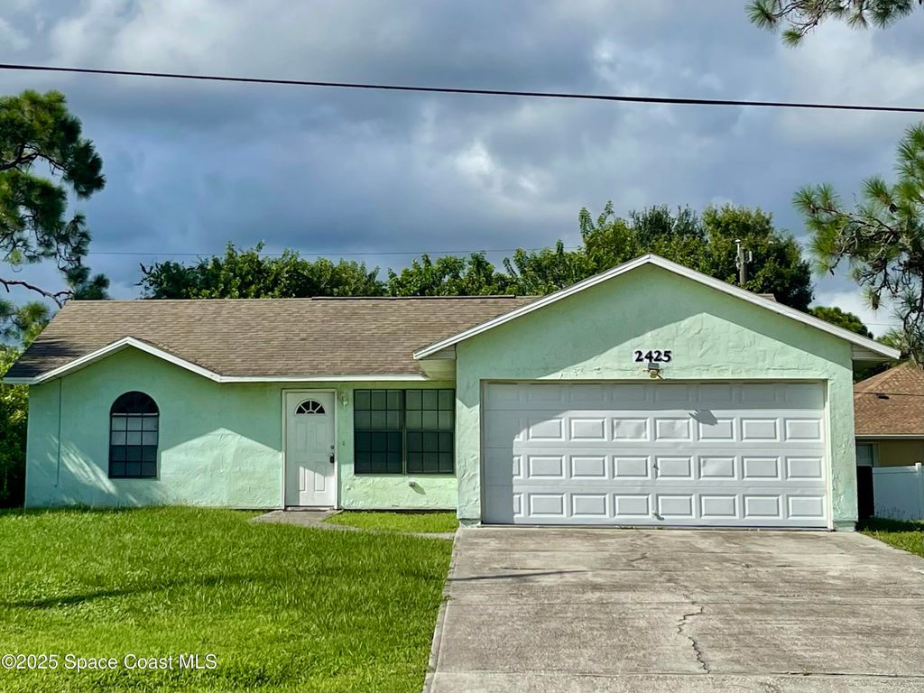 2425 Cogan Drive 23, Palm Bay, FL 32909