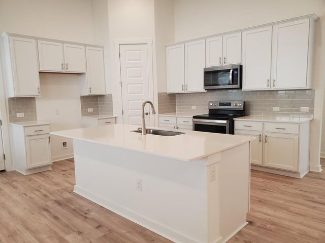 648 Peace Pipe WAY, Georgetown, TX 78628