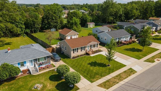 100 Burmon Drive, Orchard Park, NY 14127