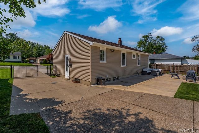 100 Burmon Drive, Orchard Park, NY 14127