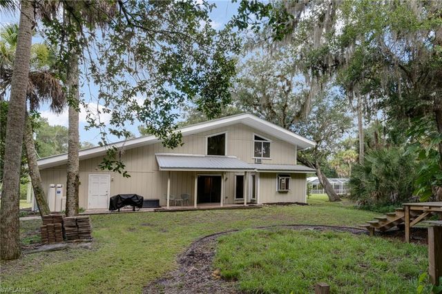 4613 Orange River Loop RD, Fort Myers, FL 33905