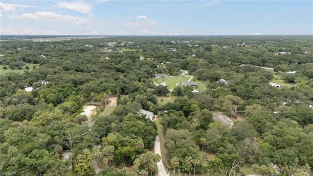 4613 Orange River Loop RD, Fort Myers, FL 33905