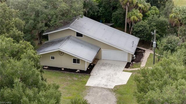 4613 Orange River Loop RD, Fort Myers, FL 33905