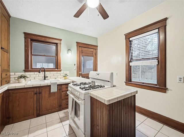 322 Shields Road, Youngstown, OH 44512