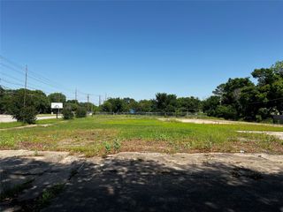 9330-9322-9314-9306 Elam Road, Dallas, TX 75217