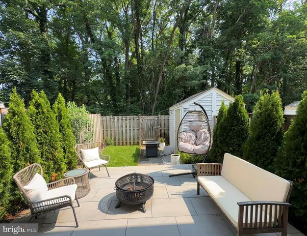 7104 COLD SPRING CT, Alexandria, VA 22306