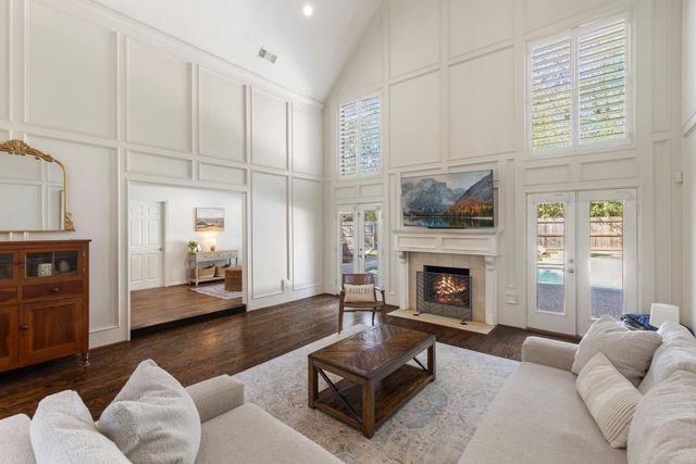 39 Watertree Court, The Woodlands, TX 77380