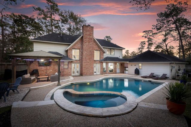 39 Watertree Court, The Woodlands, TX 77380